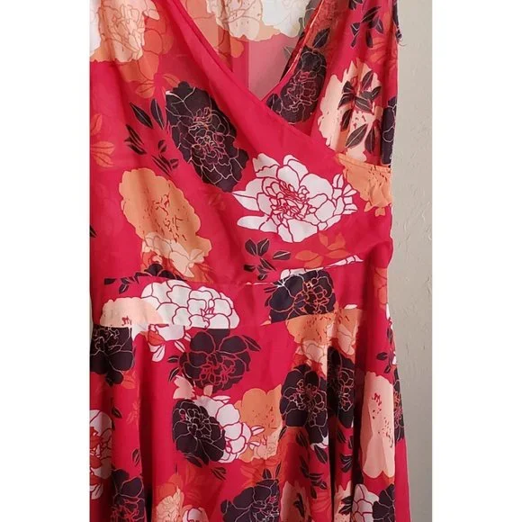 Kenneth Cole New York Red Floral Asymmetrical Dress | Size 6 - Picture 8 of 17